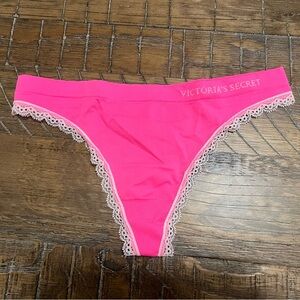 Victoria’s Secret pink thong panty with white lace trim NWT Size Medium